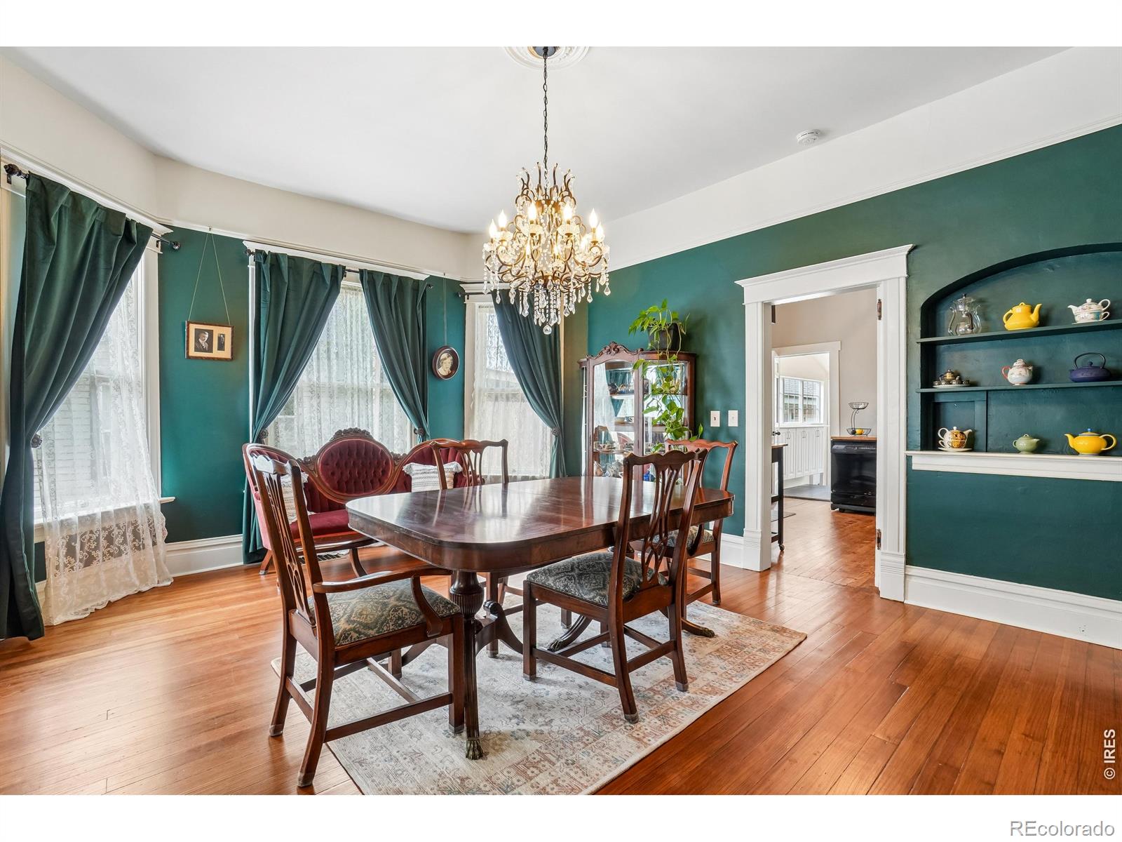 MLS Image #10 for 837 n jefferson avenue,loveland, Colorado