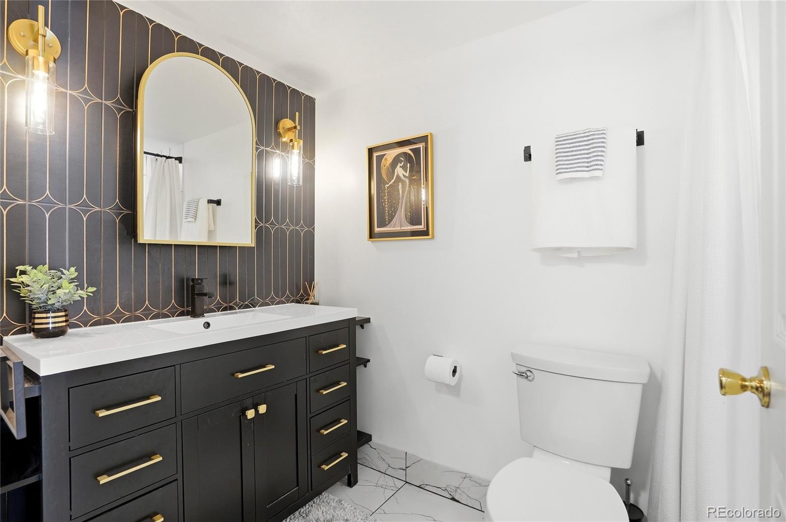 MLS Image #11 for 8095 e colorado avenue,denver, Colorado