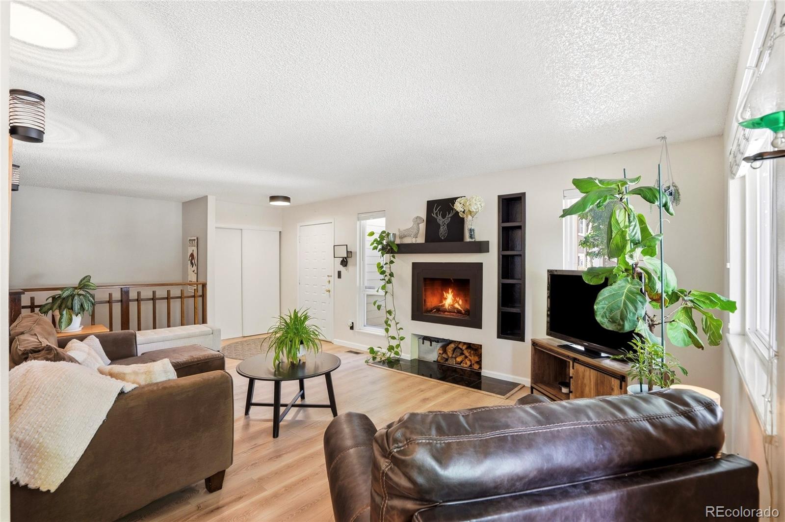 MLS Image #5 for 8095 e colorado avenue,denver, Colorado