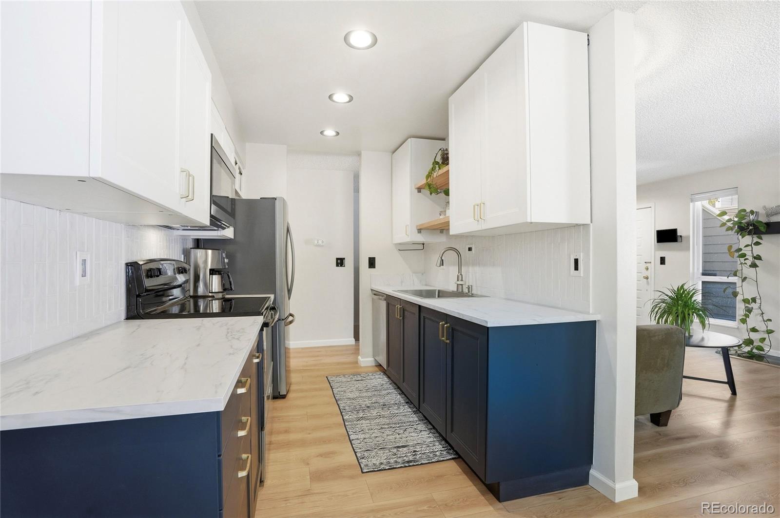 MLS Image #9 for 8095 e colorado avenue,denver, Colorado