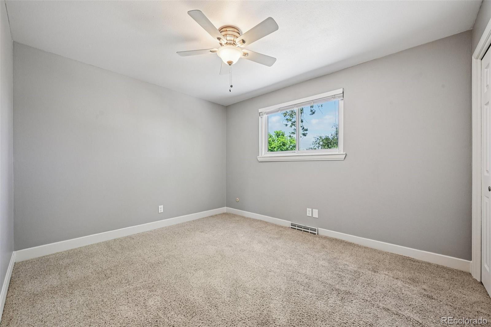 MLS Image #28 for 5873 w maplewood drive,littleton, Colorado