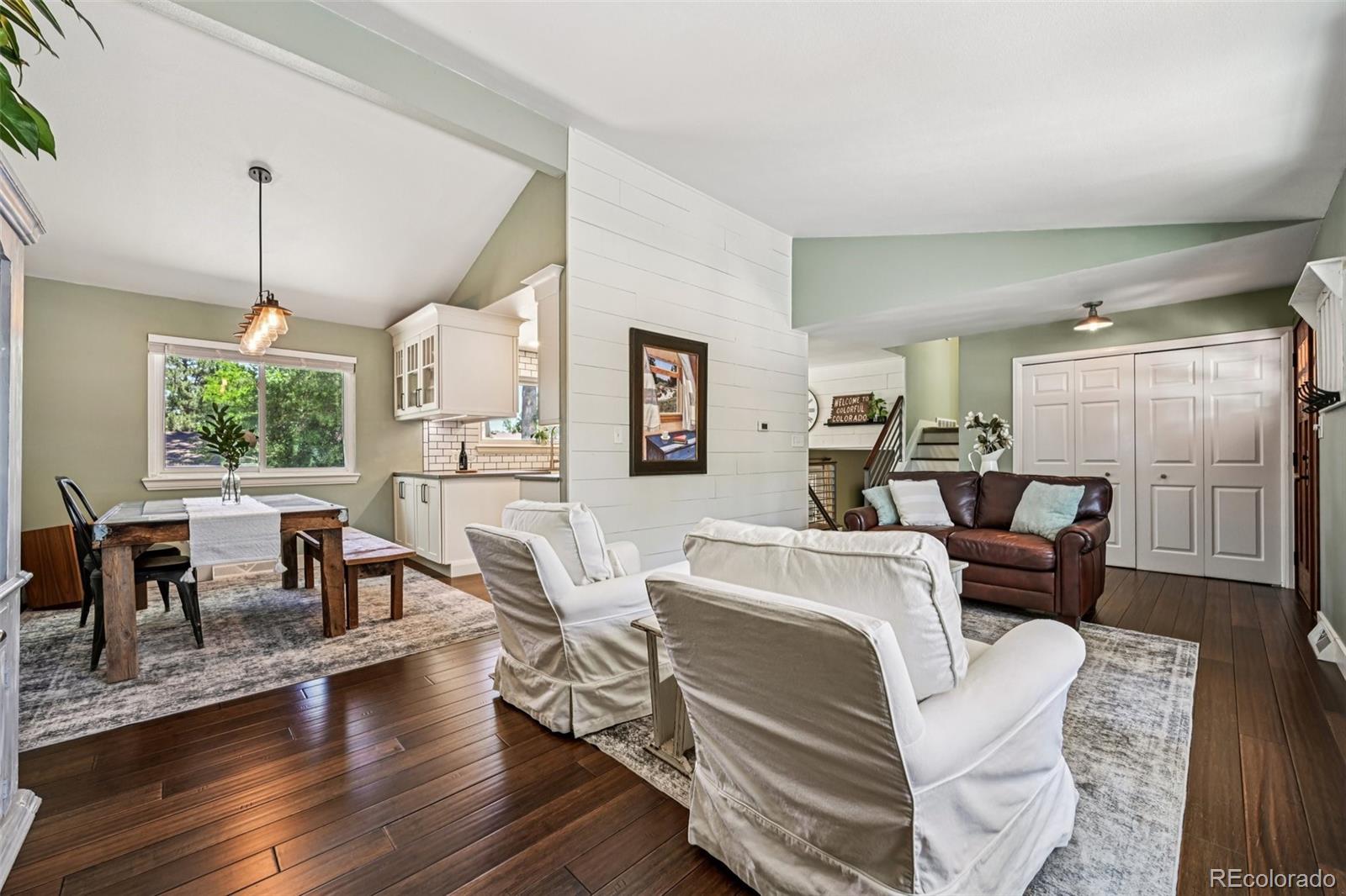 MLS Image #5 for 5873 w maplewood drive,littleton, Colorado