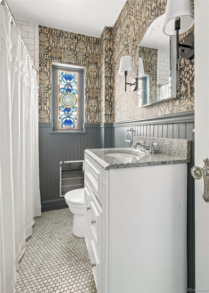 MLS Image #10 for 450  elm street,denver, Colorado