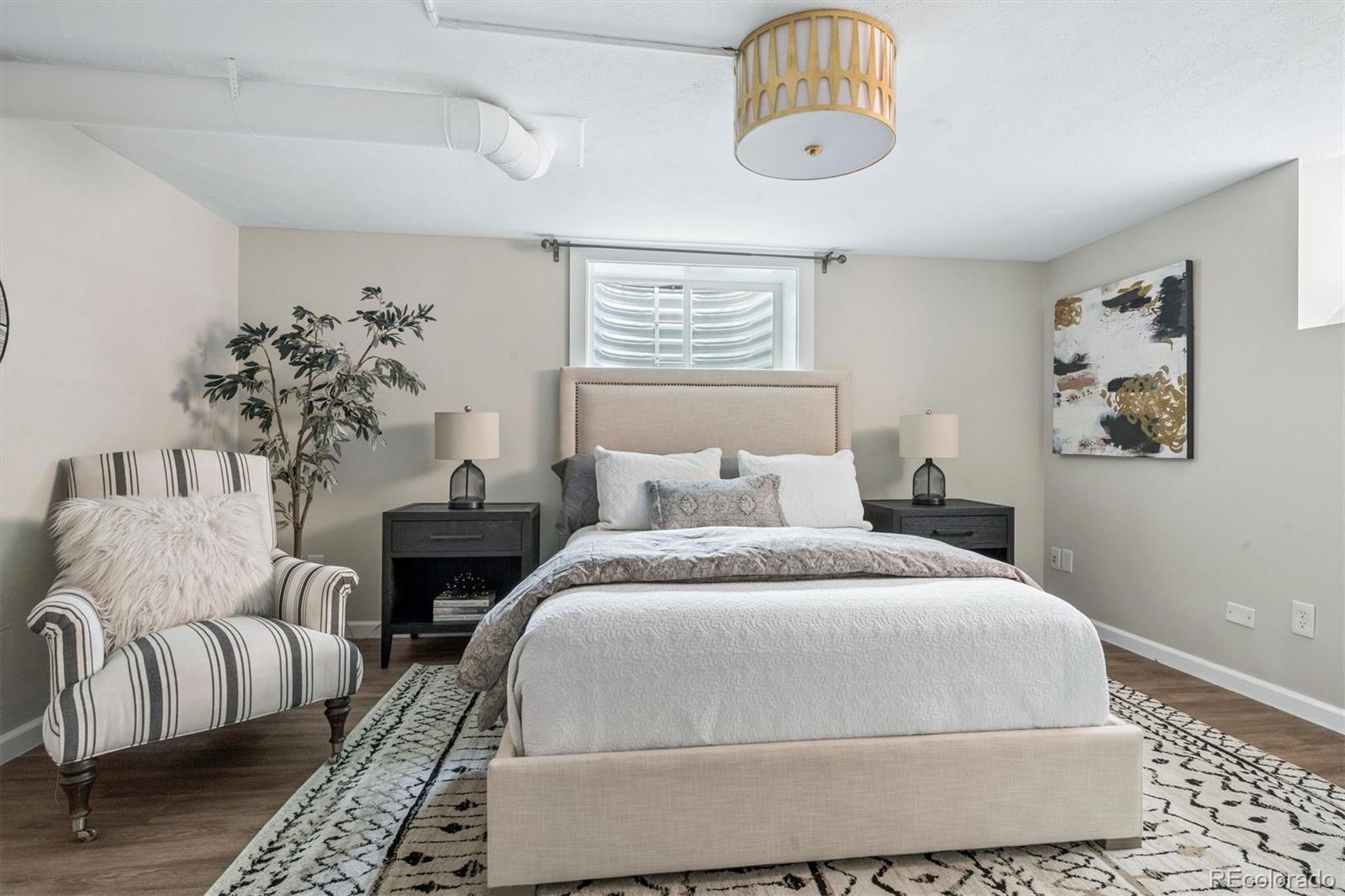 MLS Image #14 for 450  elm street,denver, Colorado