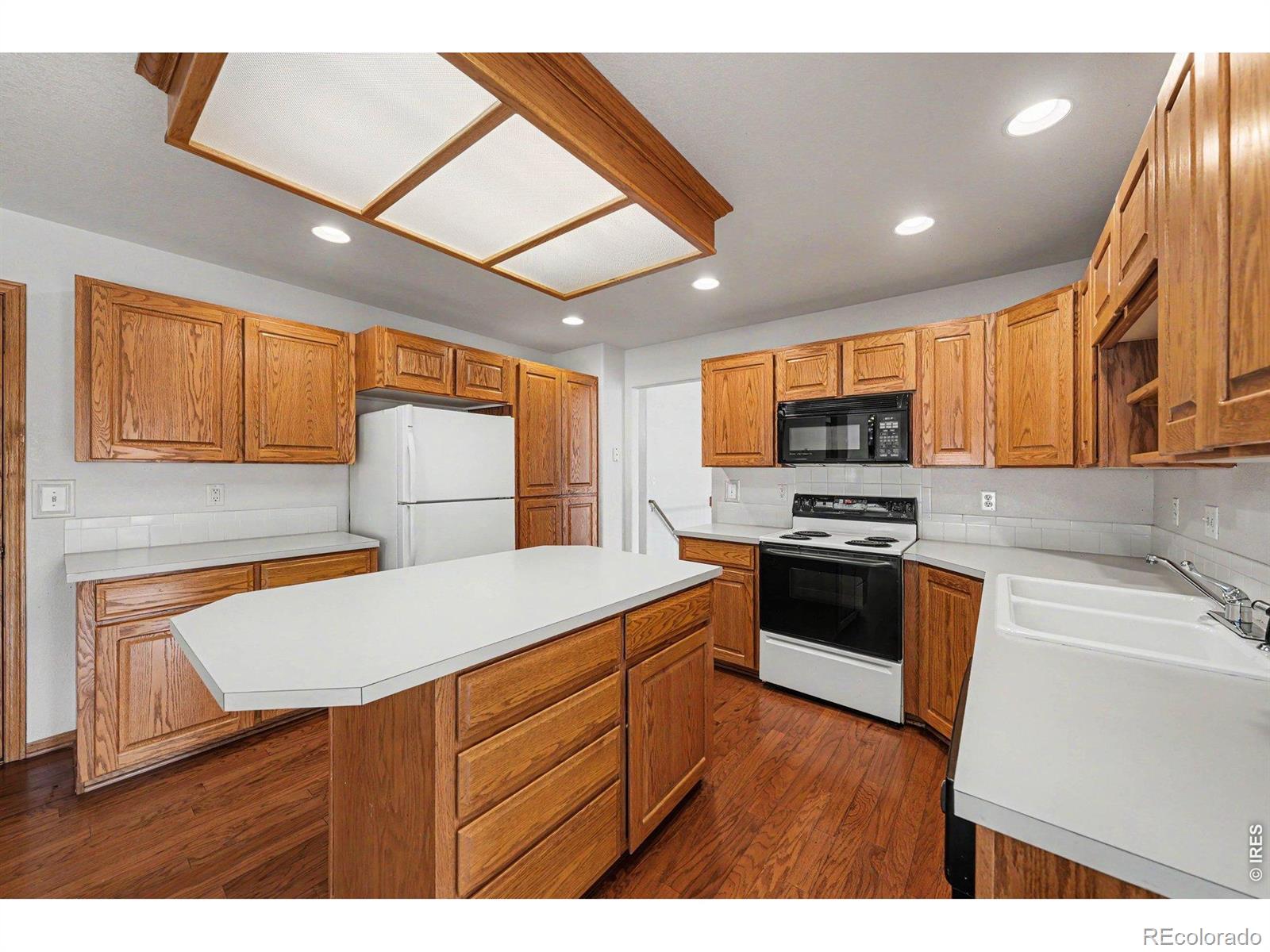 MLS Image #4 for 1396  autumn purple court,loveland, Colorado