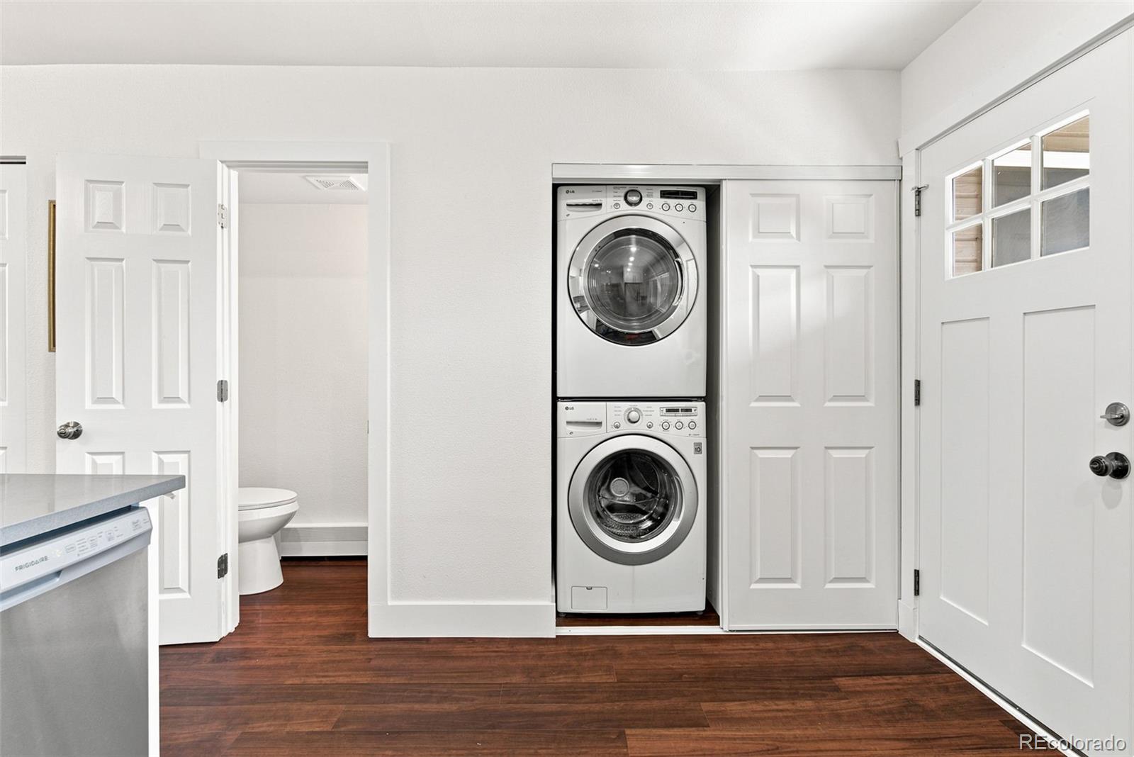 MLS Image #16 for 1422  valentia street,denver, Colorado
