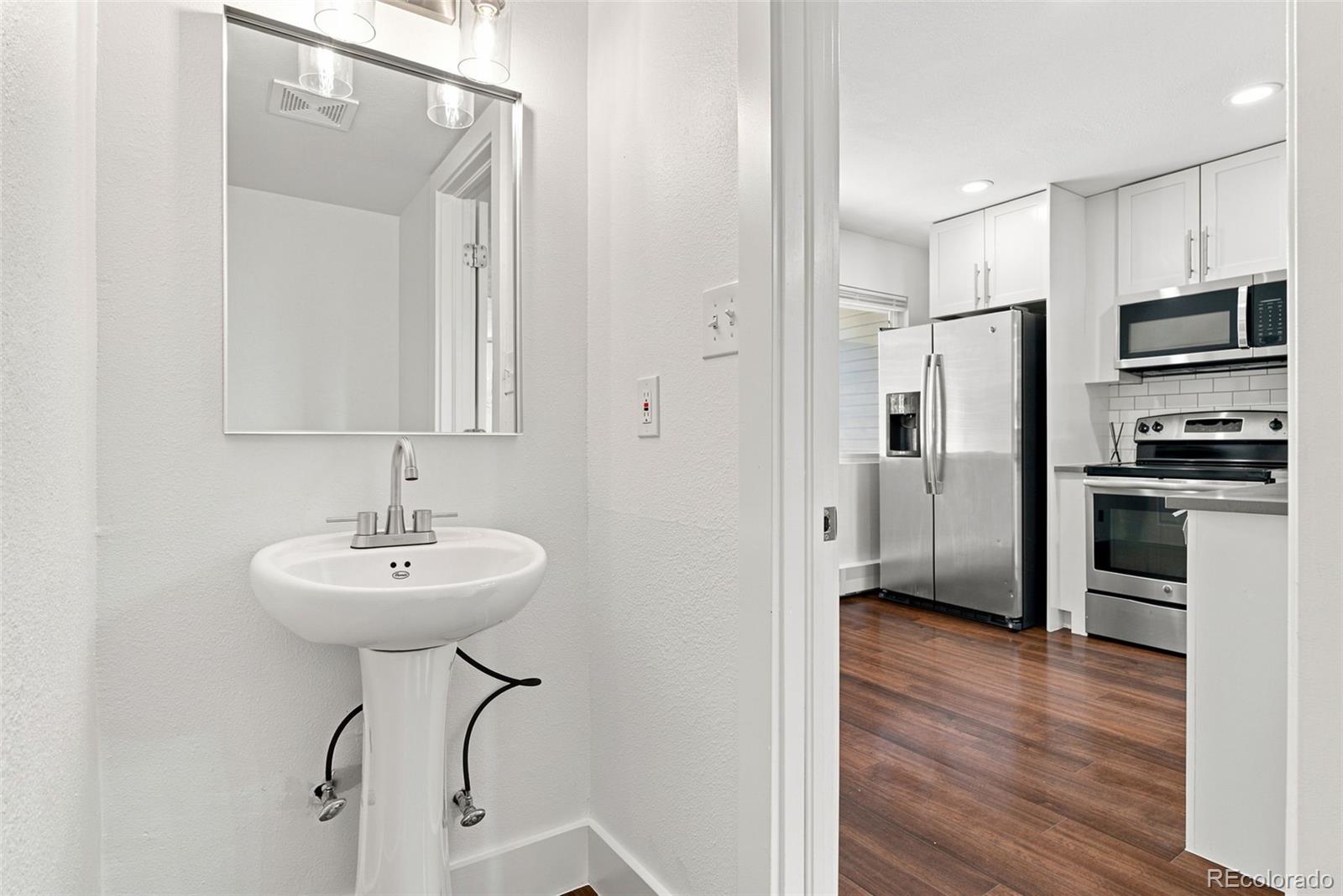 MLS Image #17 for 1422  valentia street,denver, Colorado