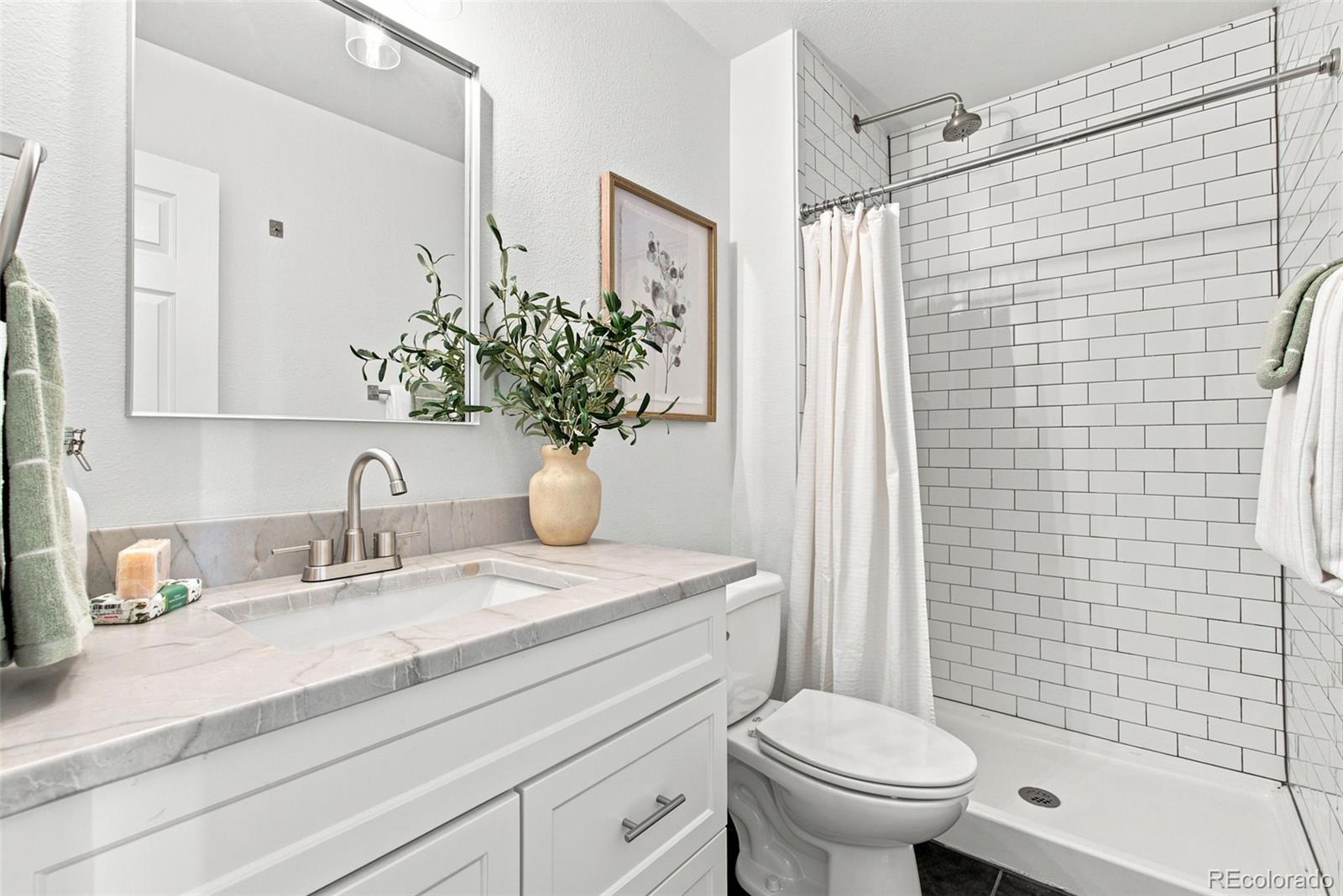 MLS Image #23 for 1422  valentia street,denver, Colorado