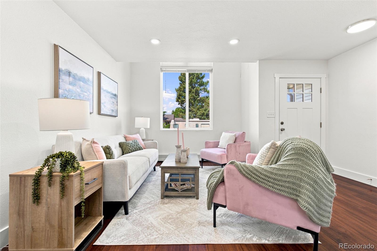 MLS Image #3 for 1422  valentia street,denver, Colorado