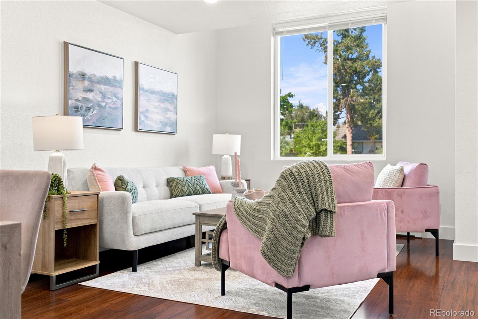 MLS Image #4 for 1422  valentia street,denver, Colorado