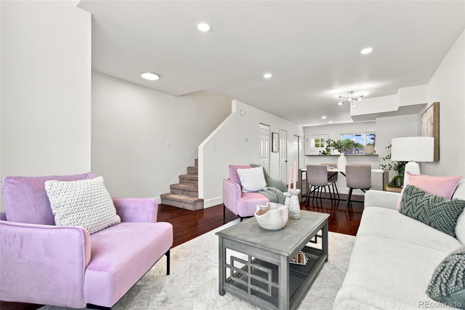 MLS Image #5 for 1422  valentia street,denver, Colorado