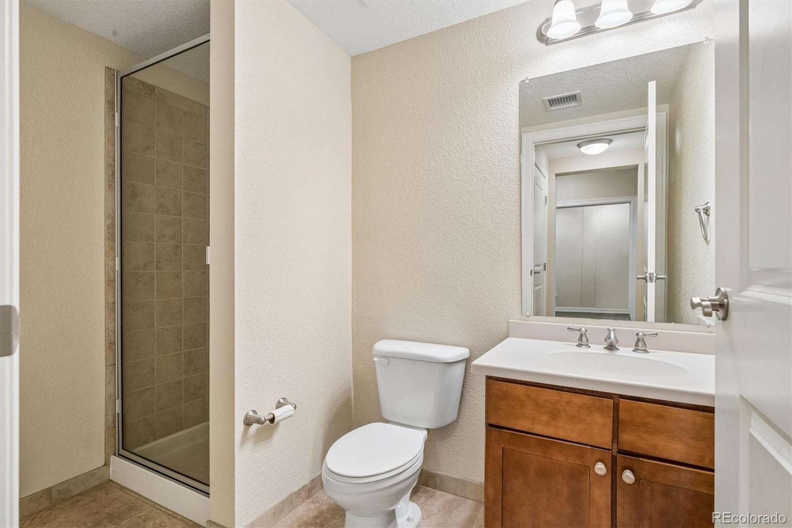 MLS Image #12 for 2200 s university boulevard,denver, Colorado