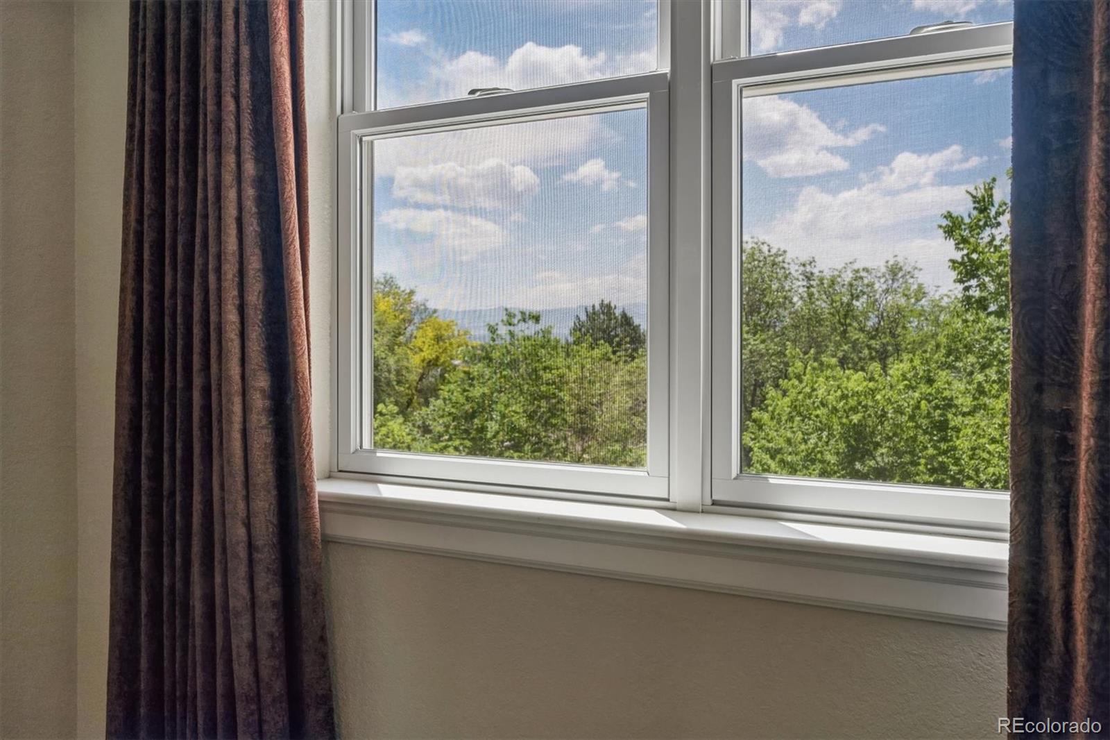 MLS Image #15 for 2200 s university boulevard,denver, Colorado