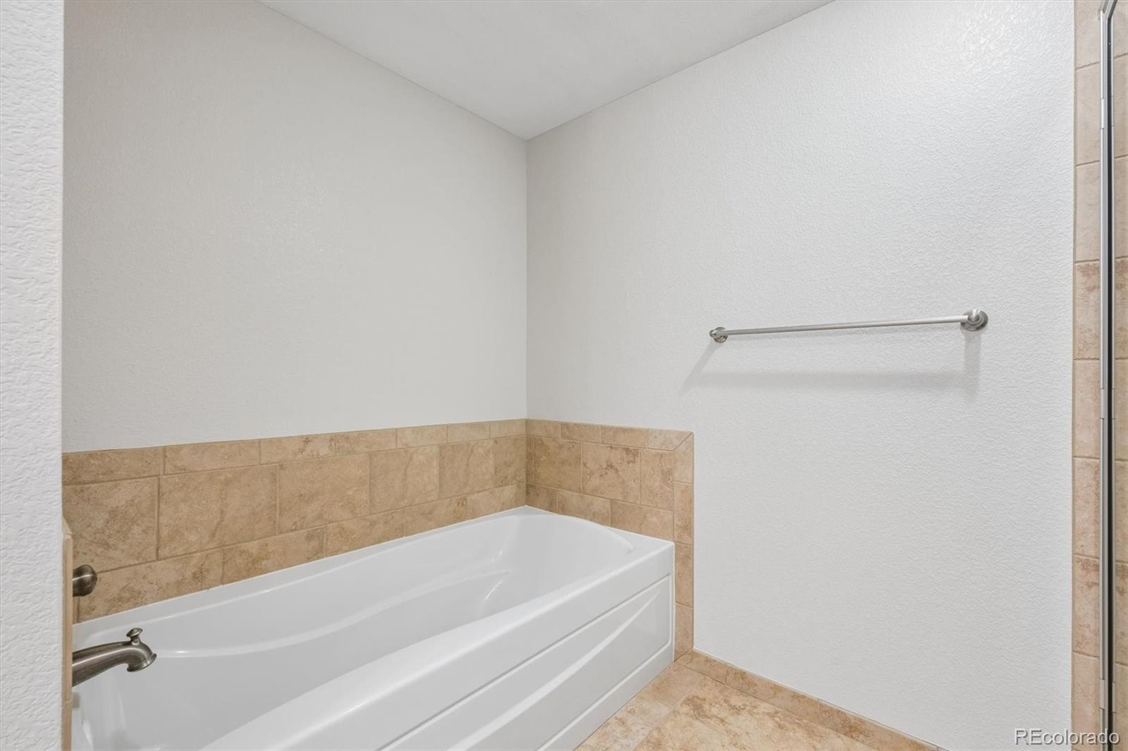MLS Image #20 for 2200 s university boulevard,denver, Colorado