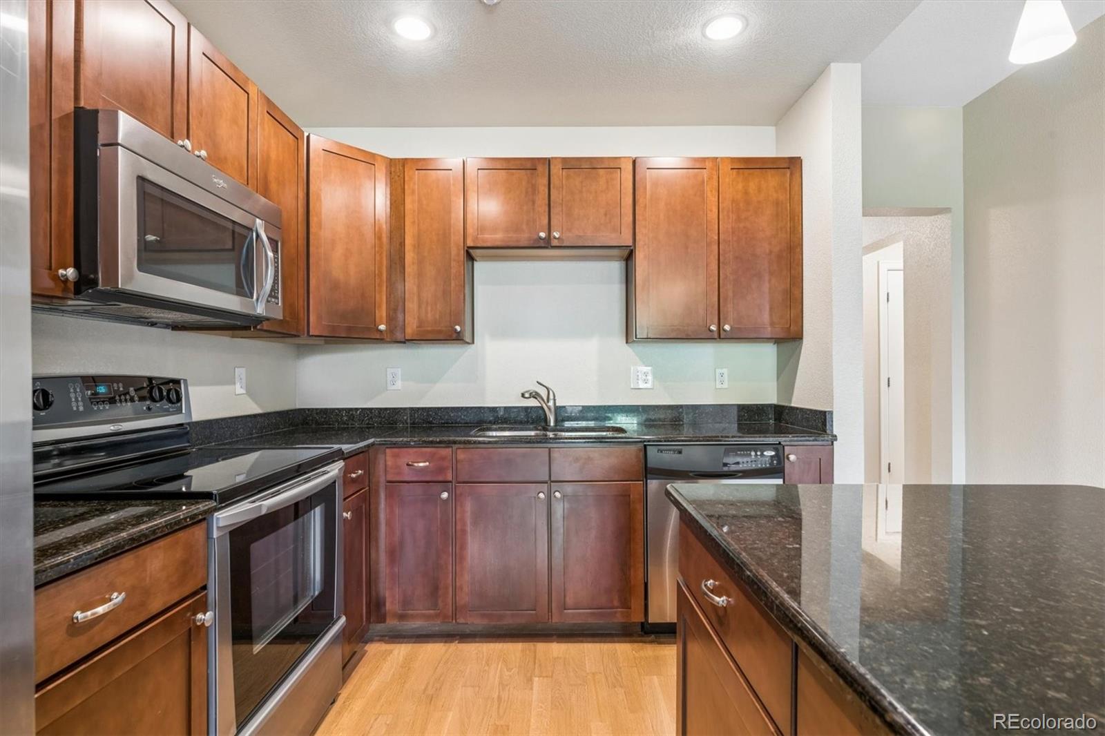 MLS Image #4 for 2200 s university boulevard,denver, Colorado