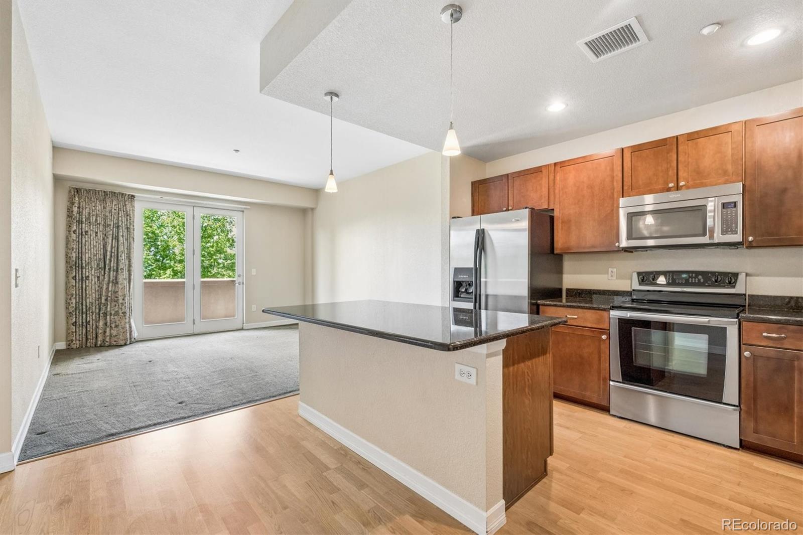 MLS Image #6 for 2200 s university boulevard,denver, Colorado