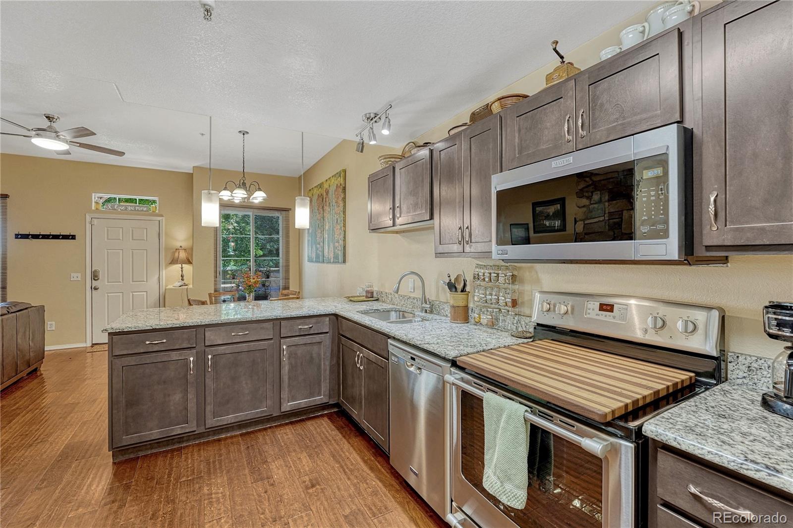 MLS Image #16 for 3214  atrium point,colorado springs, Colorado