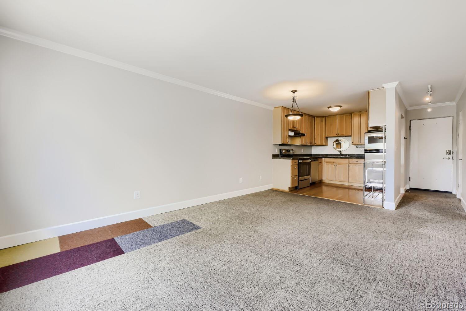 MLS Image #14 for 969 s pearl street,denver, Colorado