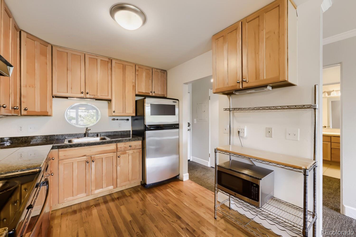 MLS Image #9 for 969 s pearl street,denver, Colorado