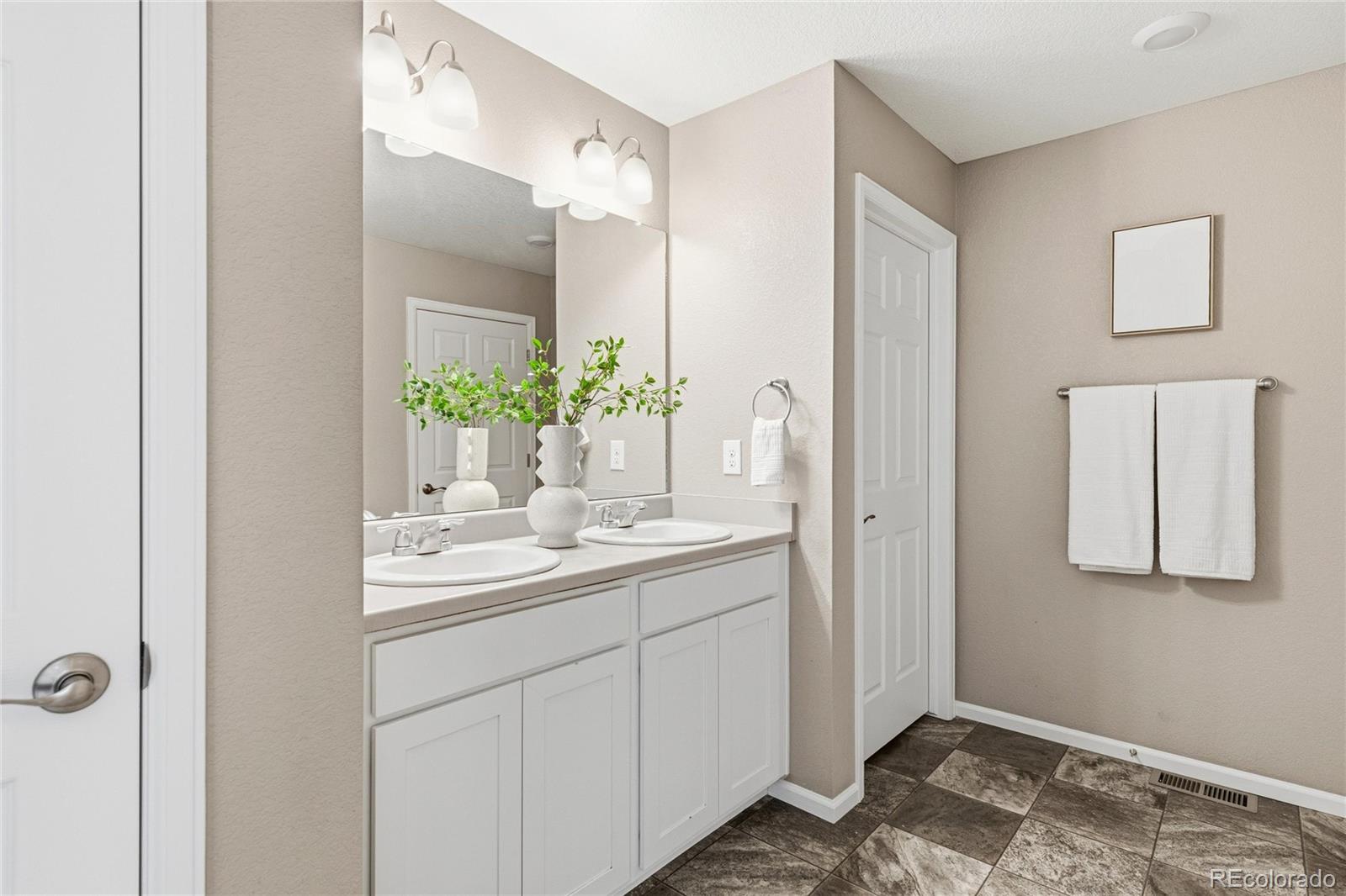 MLS Image #23 for 4482 s ukraine court,aurora, Colorado