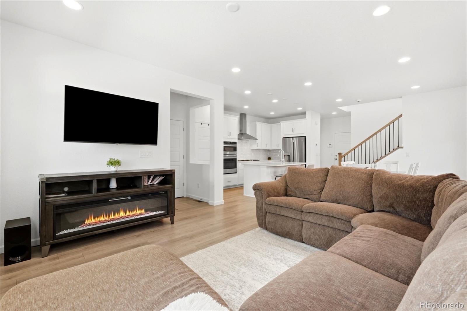 MLS Image #11 for 9915  matchless street,littleton, Colorado
