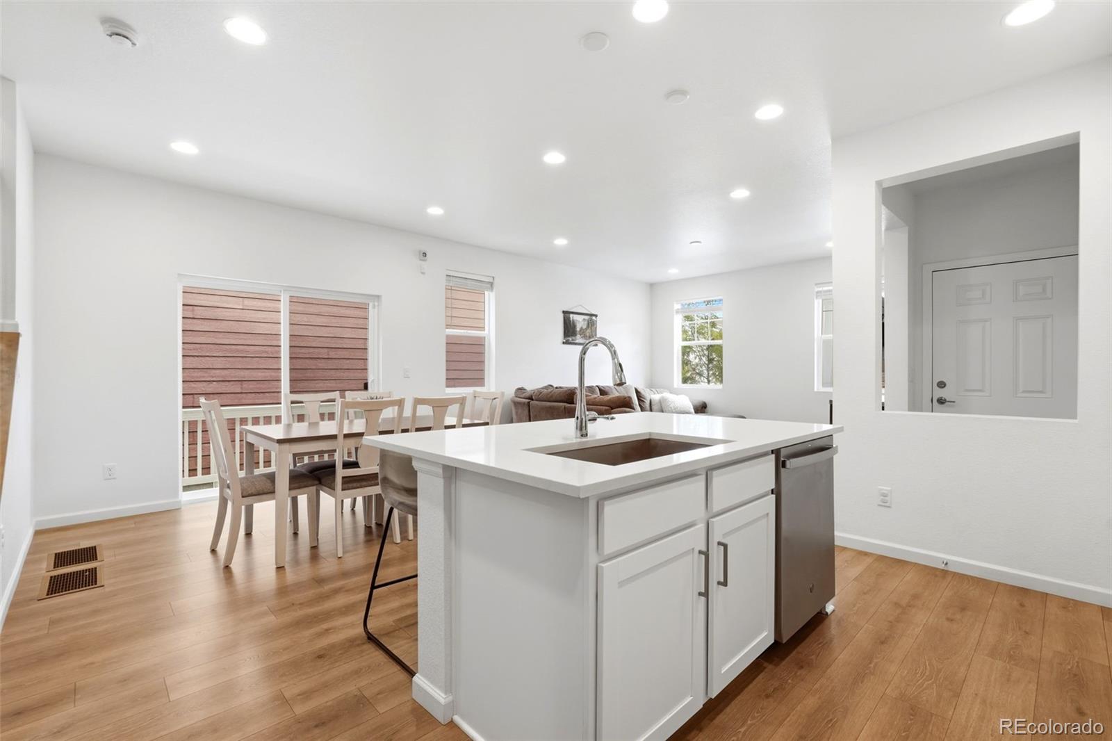 MLS Image #8 for 9915  matchless street,littleton, Colorado