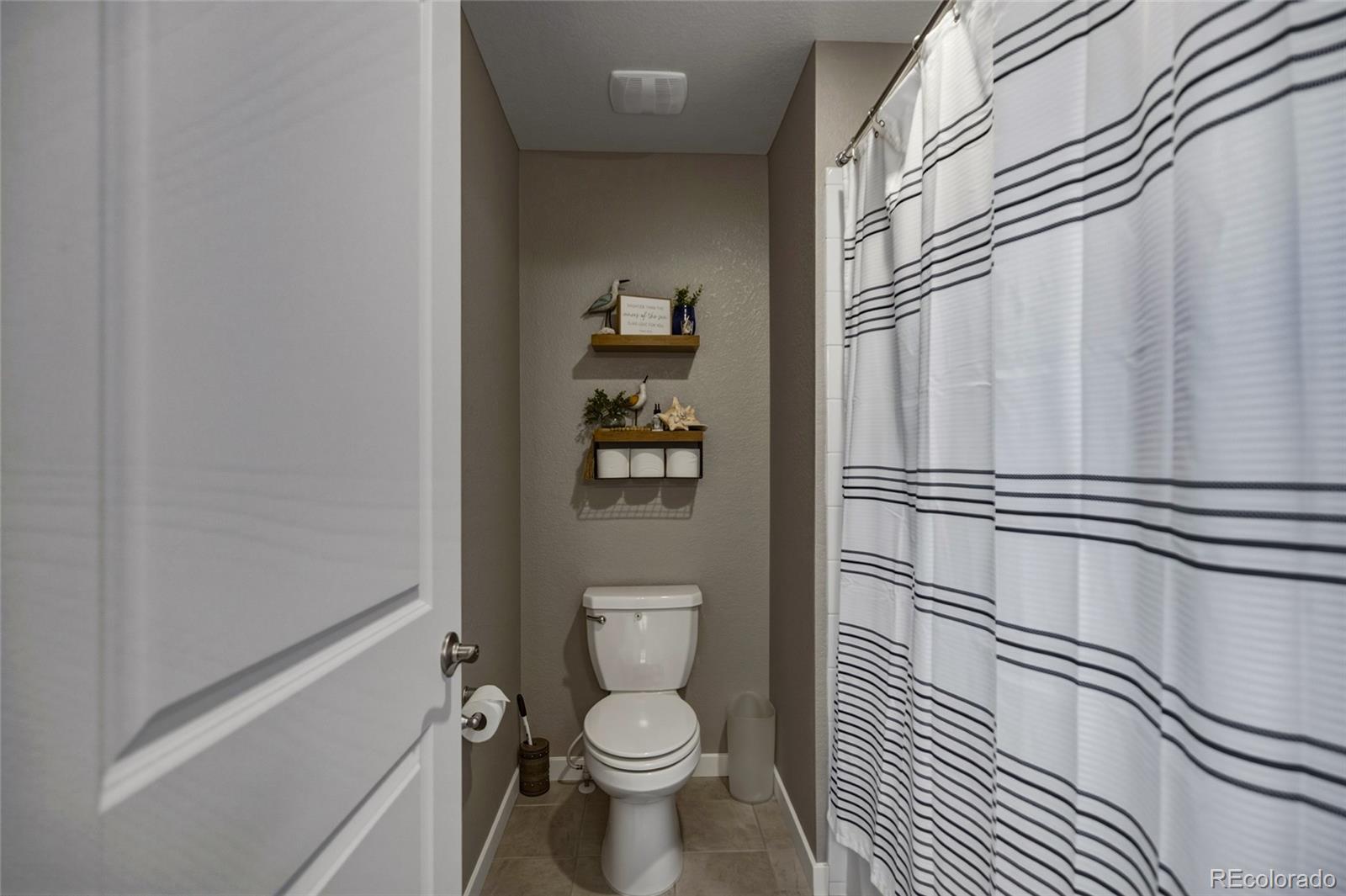 MLS Image #39 for 1790  vantage parkway,berthoud, Colorado