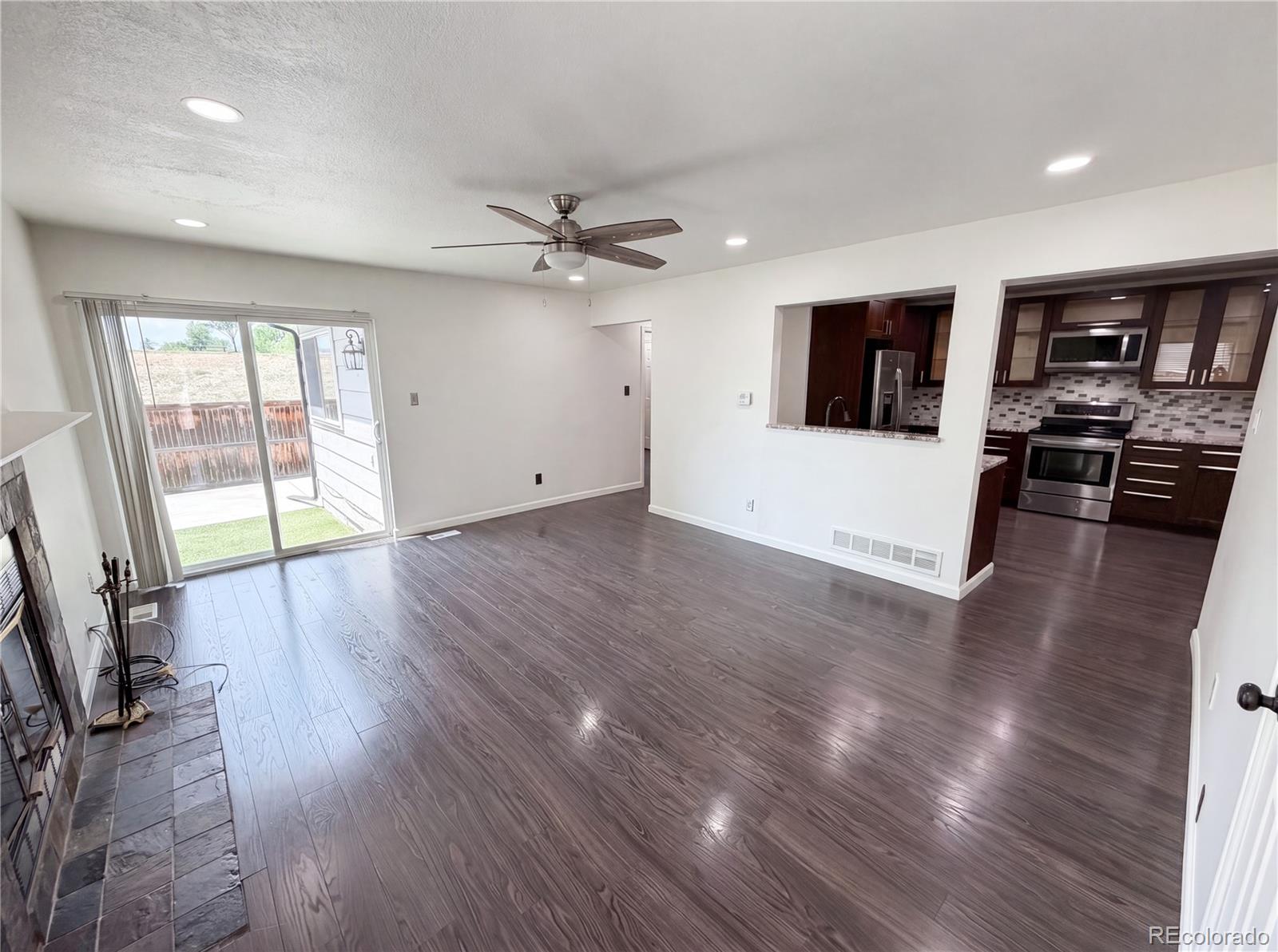 MLS Image #2 for 11835  lincoln street,denver, Colorado