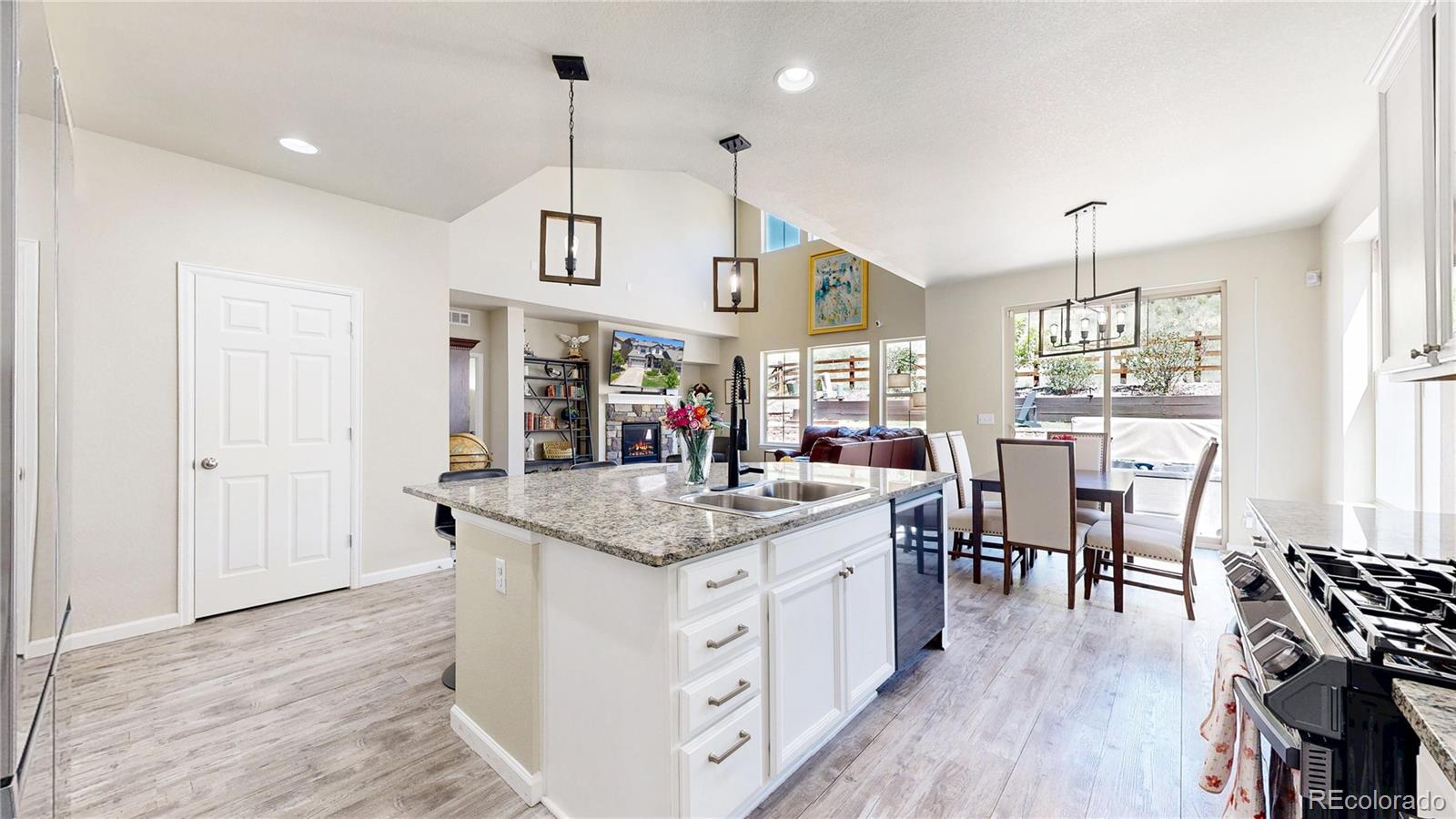 MLS Image #10 for 18189 w 85th drive,arvada, Colorado