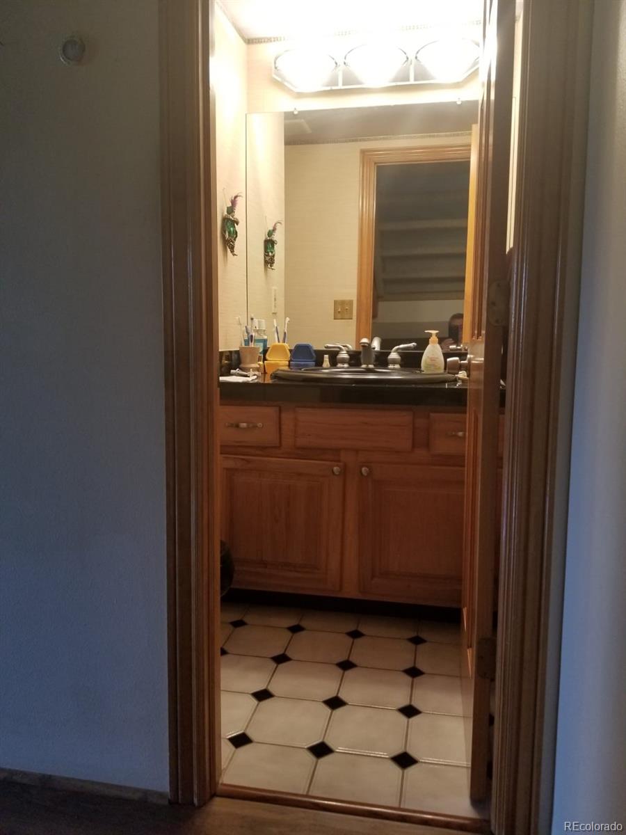 MLS Image #14 for 6770 e mississippi avenue c,denver, Colorado