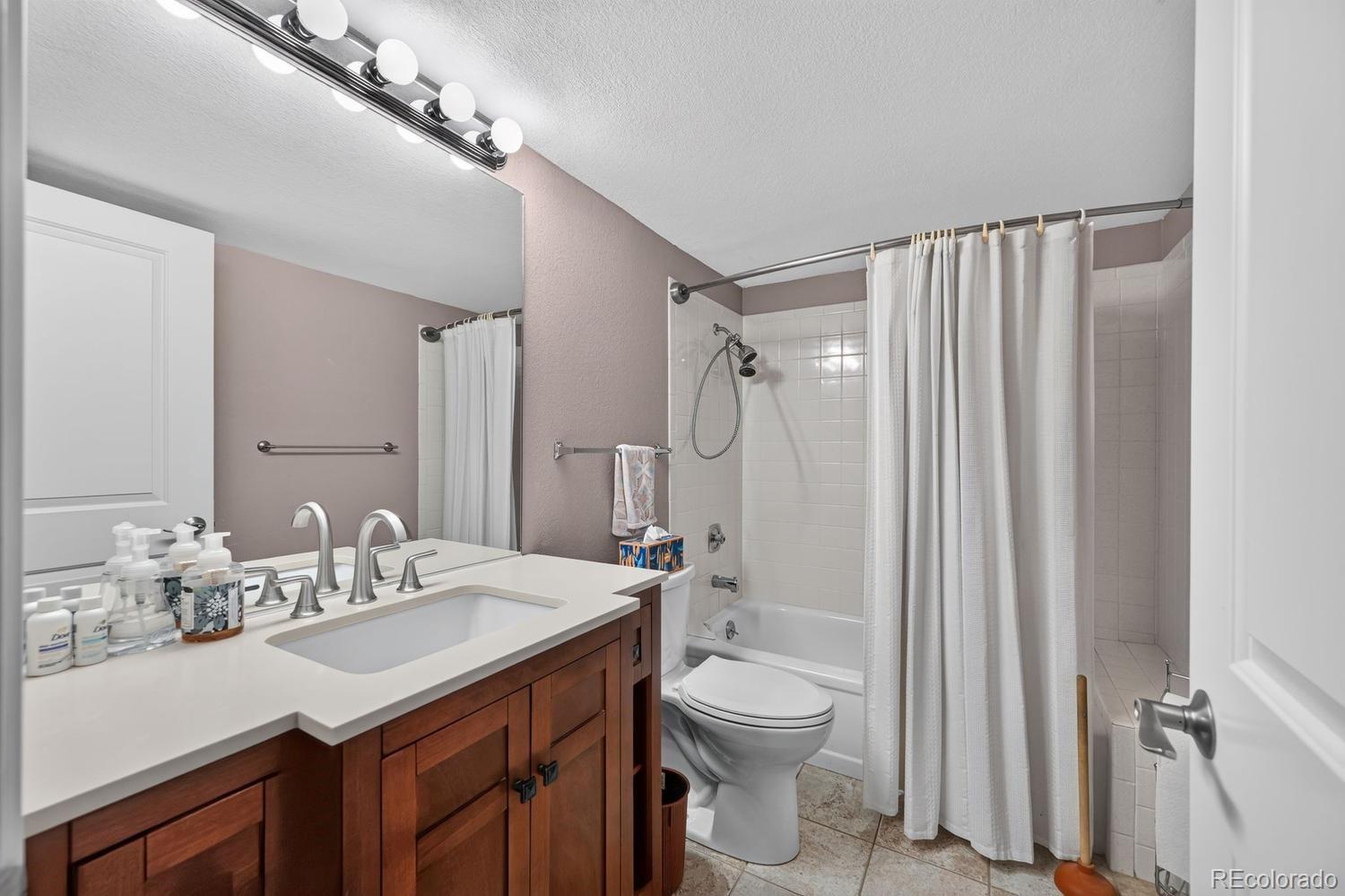 MLS Image #15 for 14152 e linvale place,aurora, Colorado
