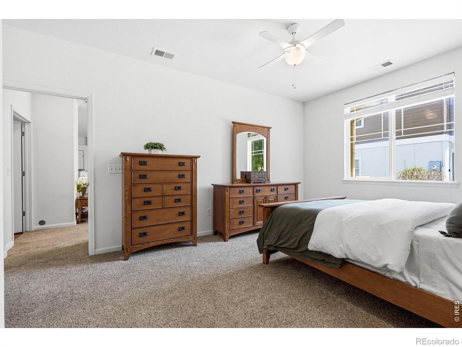 MLS Image #13 for 837 e 98th avenue,thornton, Colorado