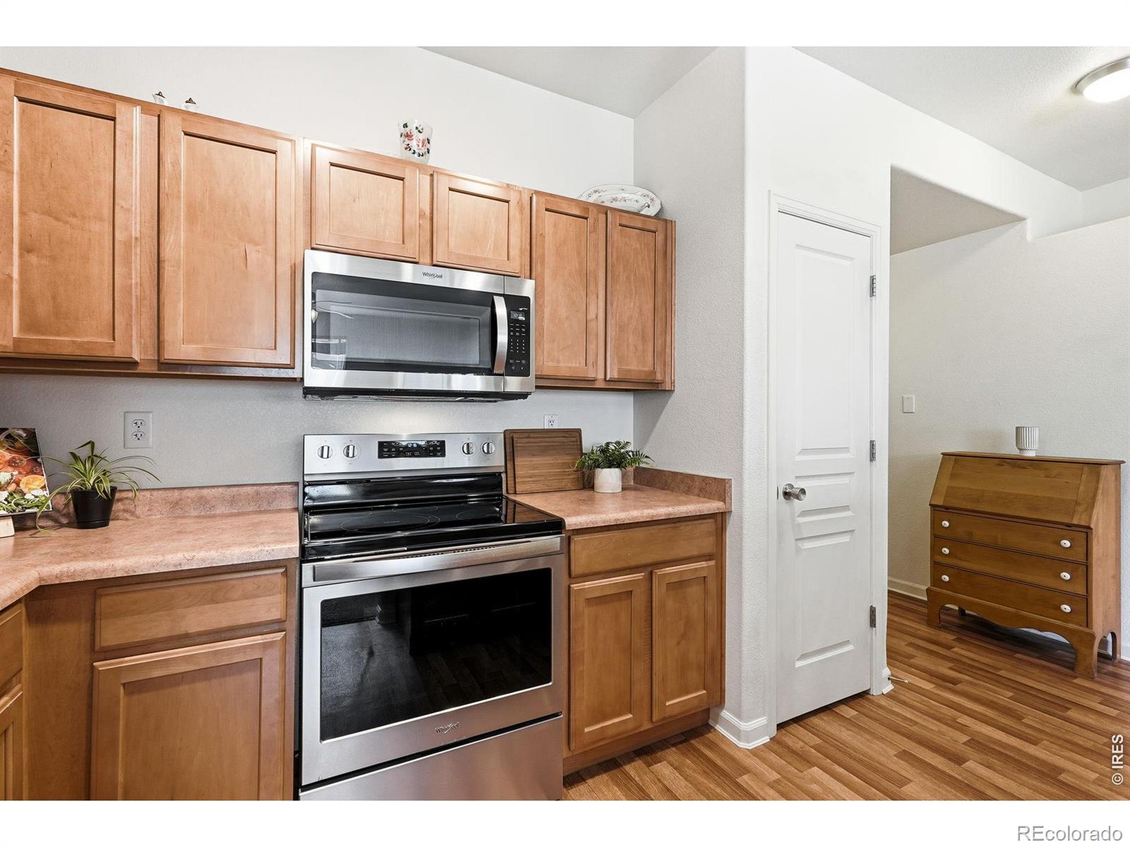 MLS Image #6 for 837 e 98th avenue,thornton, Colorado