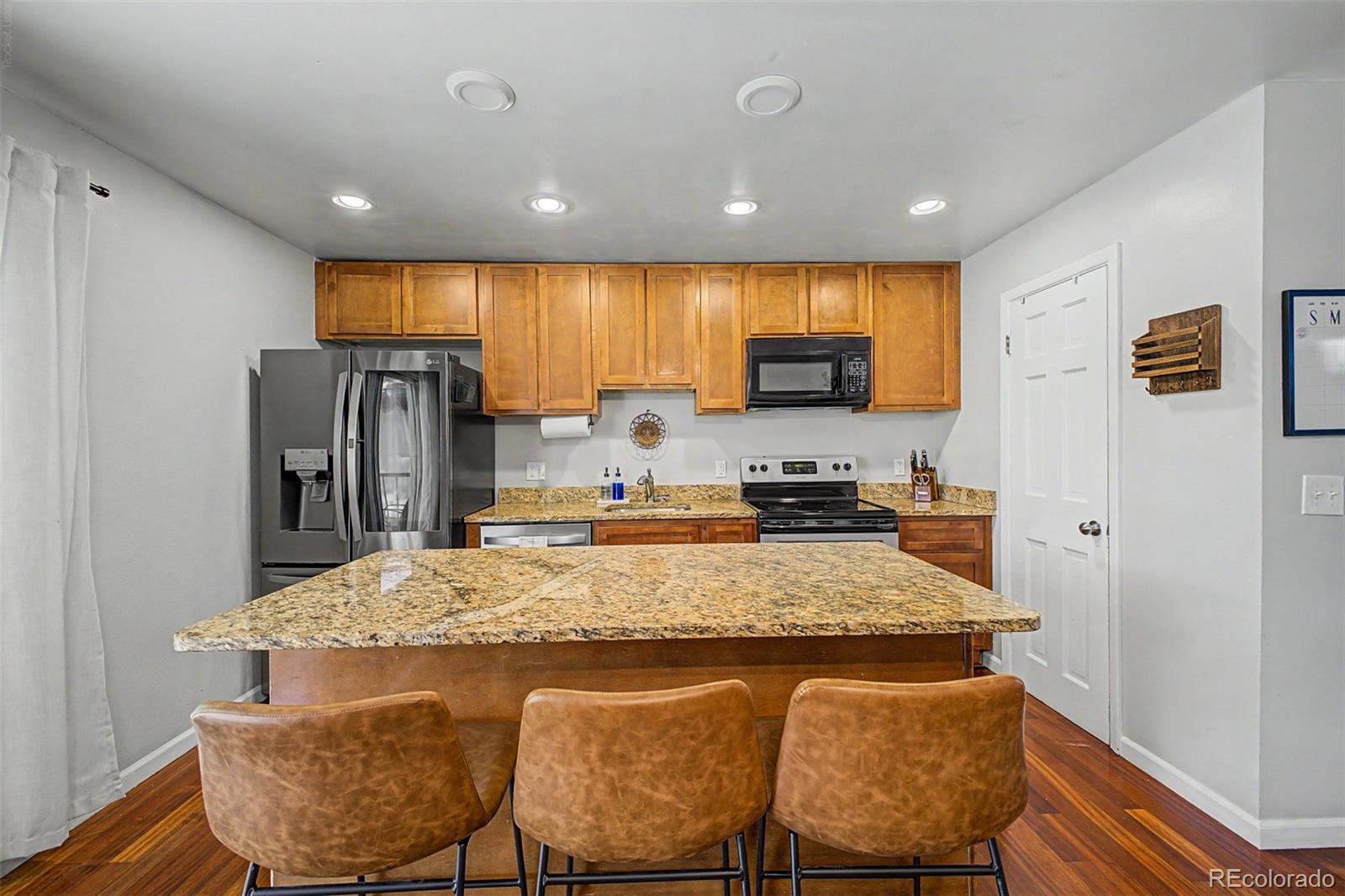MLS Image #10 for 12120 e amherst circle,aurora, Colorado