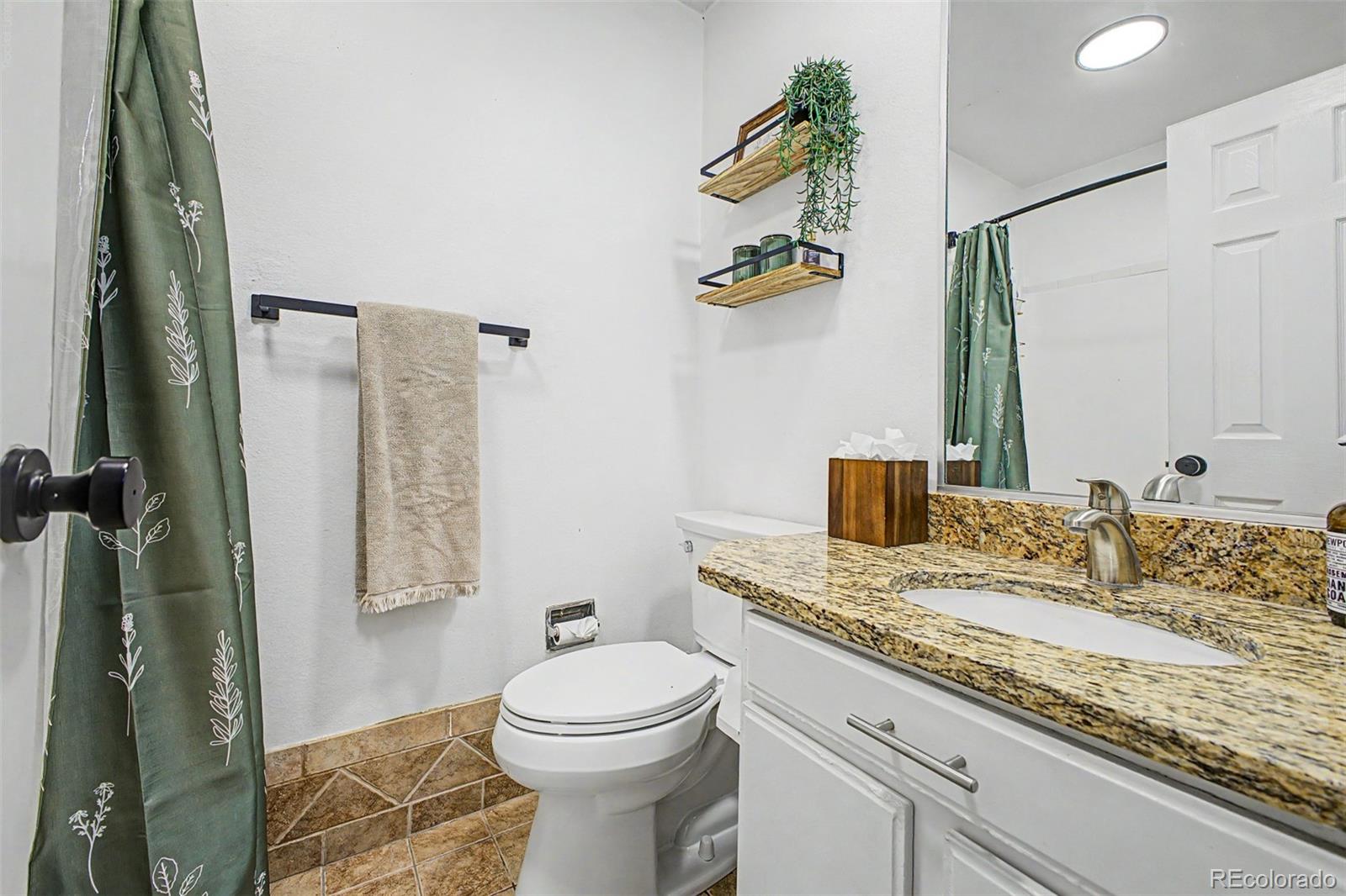MLS Image #19 for 12120 e amherst circle,aurora, Colorado