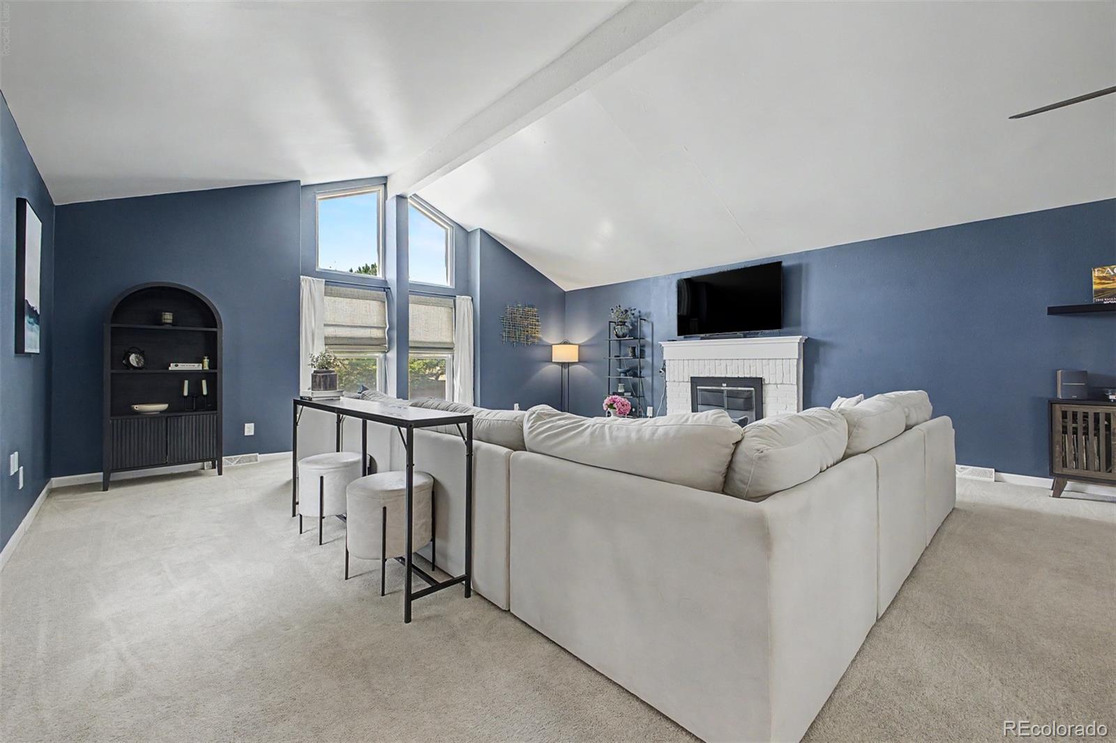 MLS Image #3 for 12120 e amherst circle,aurora, Colorado