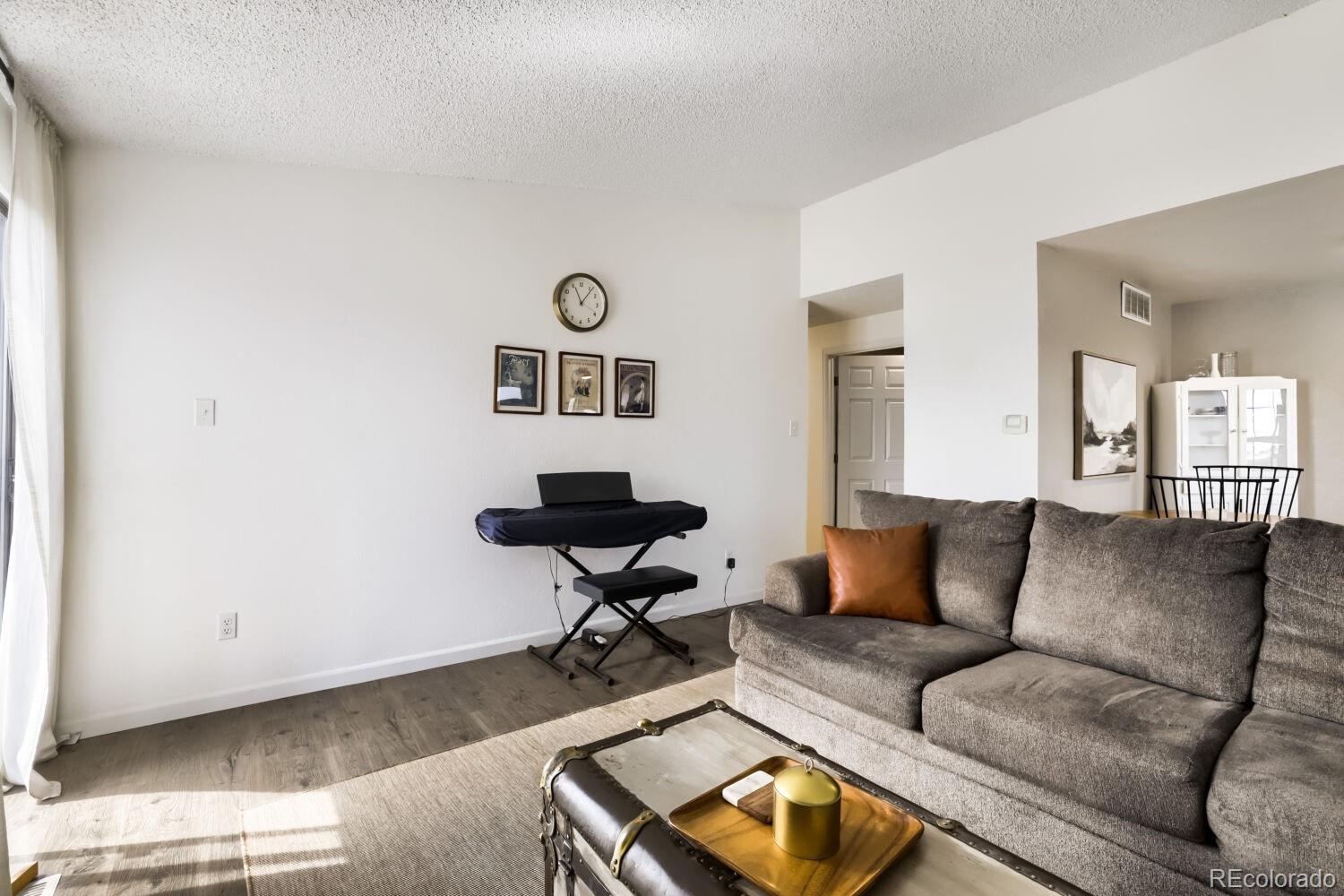 MLS Image #7 for 11981  bellaire street e,denver, Colorado