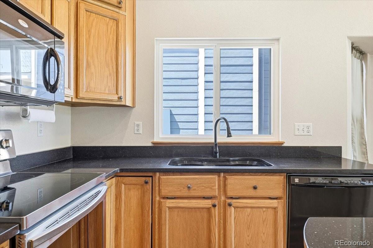 MLS Image #10 for 2172 s zeno street,aurora, Colorado