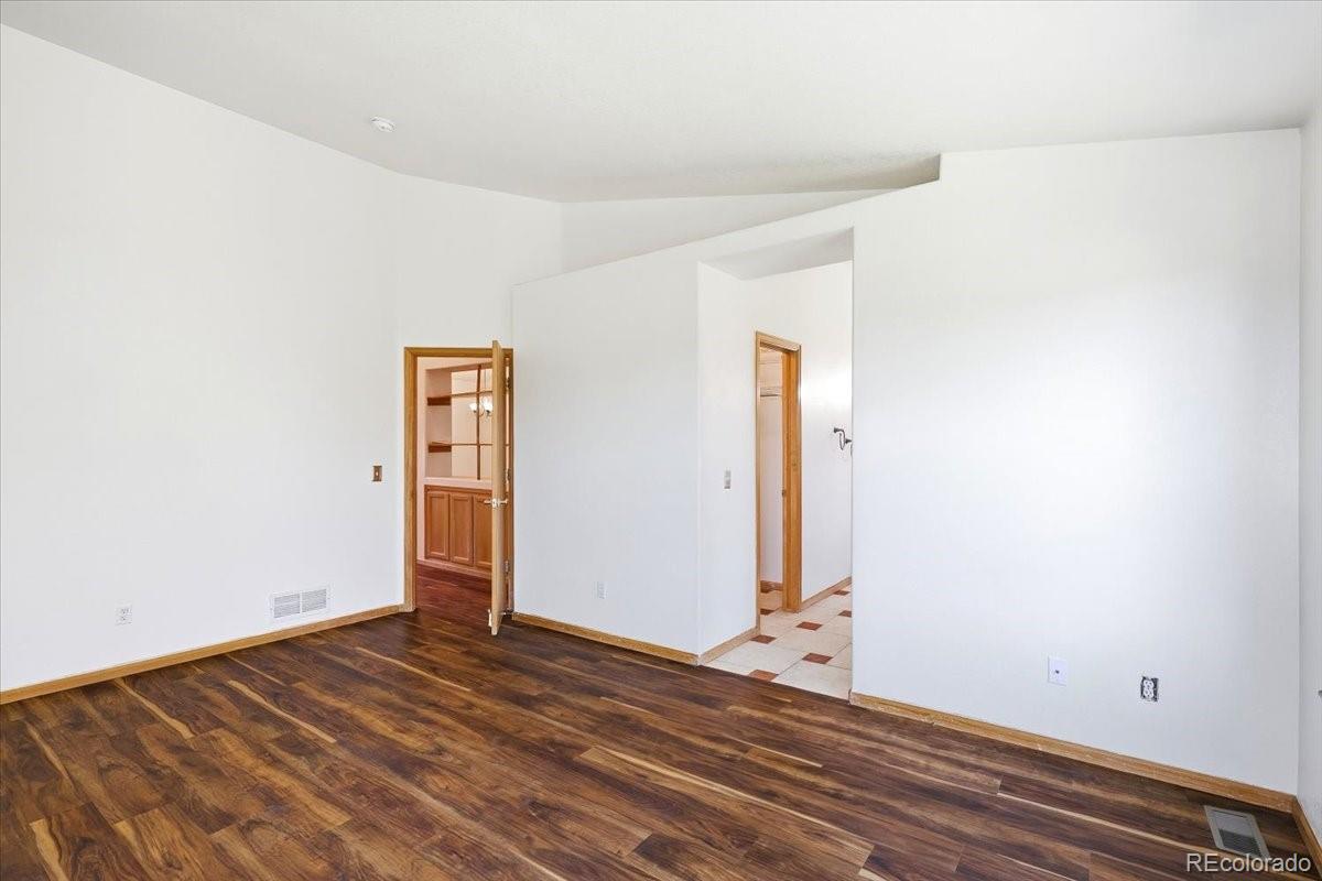 MLS Image #16 for 2172 s zeno street,aurora, Colorado