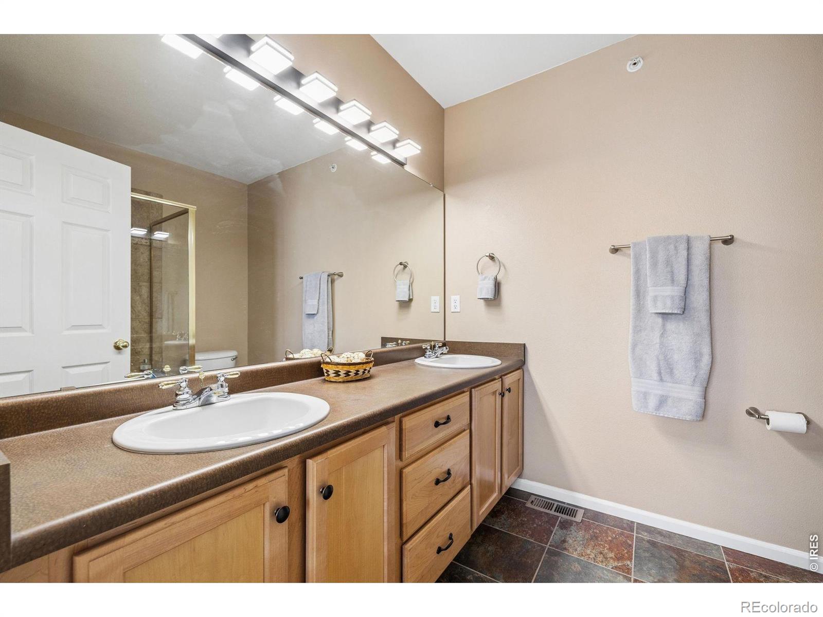 MLS Image #15 for 2761 w riverwalk circle,littleton, Colorado