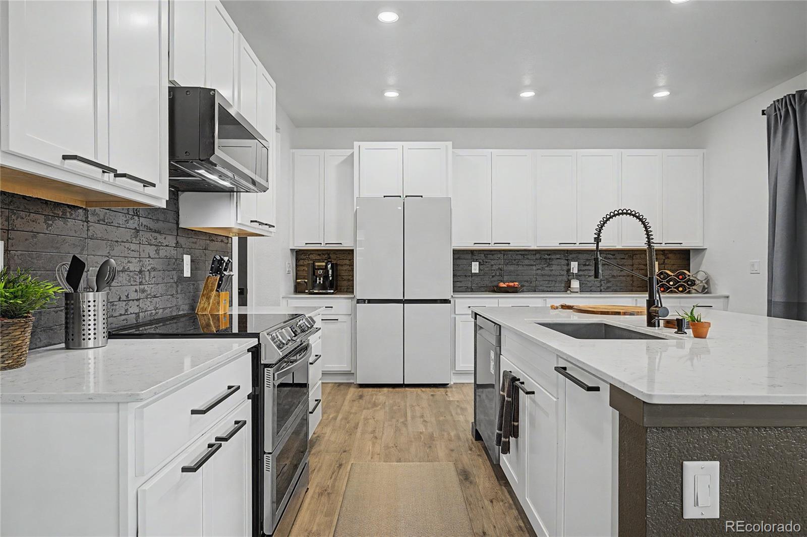 MLS Image #14 for 28372 e 7th avenue,watkins, Colorado