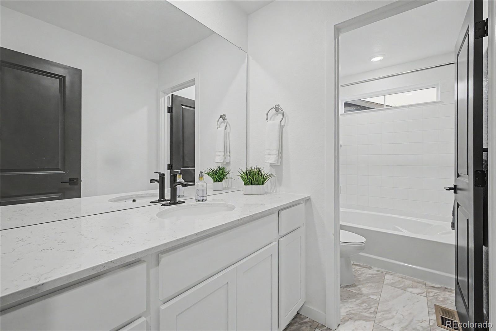 MLS Image #23 for 28372 e 7th avenue,watkins, Colorado
