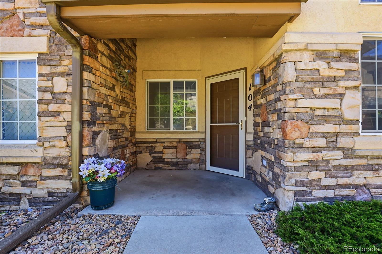 MLS Image #1 for 1435 s chambers road,aurora, Colorado