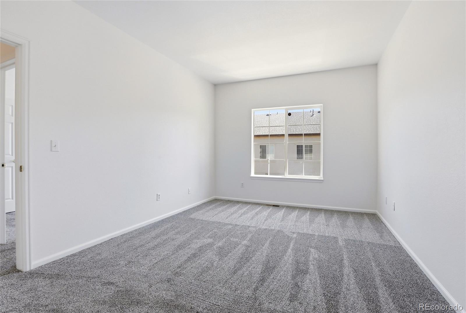 MLS Image #23 for 1435 s chambers road,aurora, Colorado