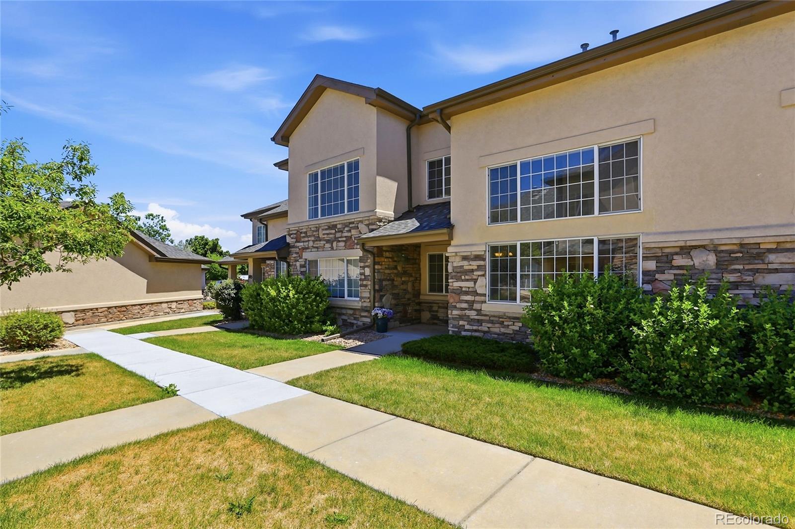 MLS Image #3 for 1435 s chambers road,aurora, Colorado