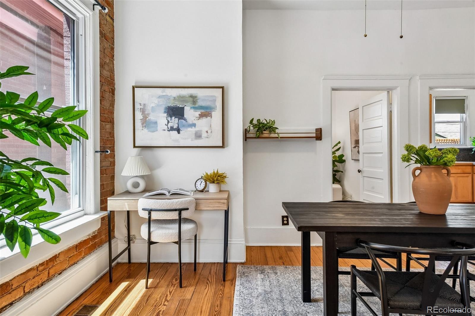 MLS Image #5 for 229  cherokee street,denver, Colorado