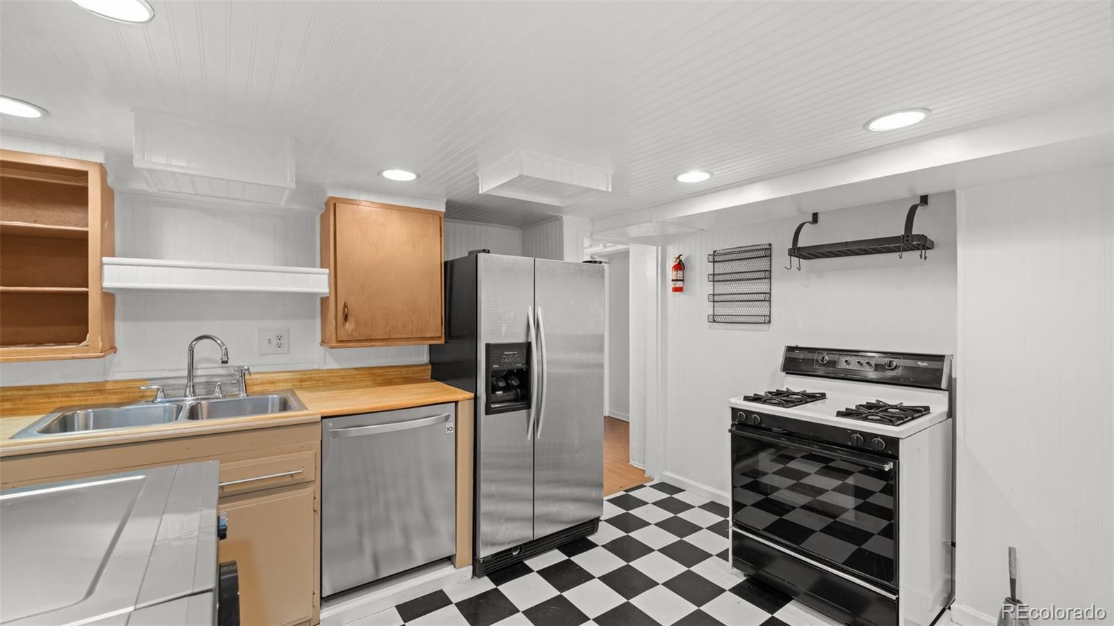 MLS Image #30 for 1802 e uintah street,colorado springs, Colorado