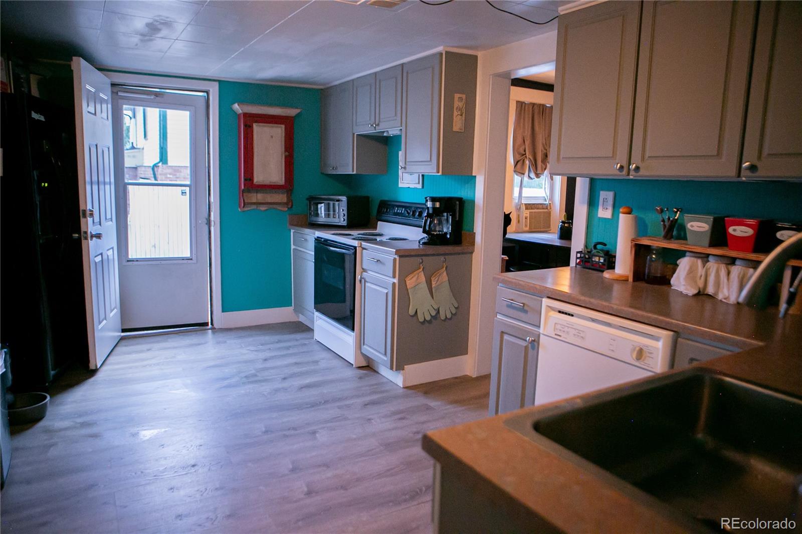 MLS Image #33 for 2528  eaton street,edgewater, Colorado