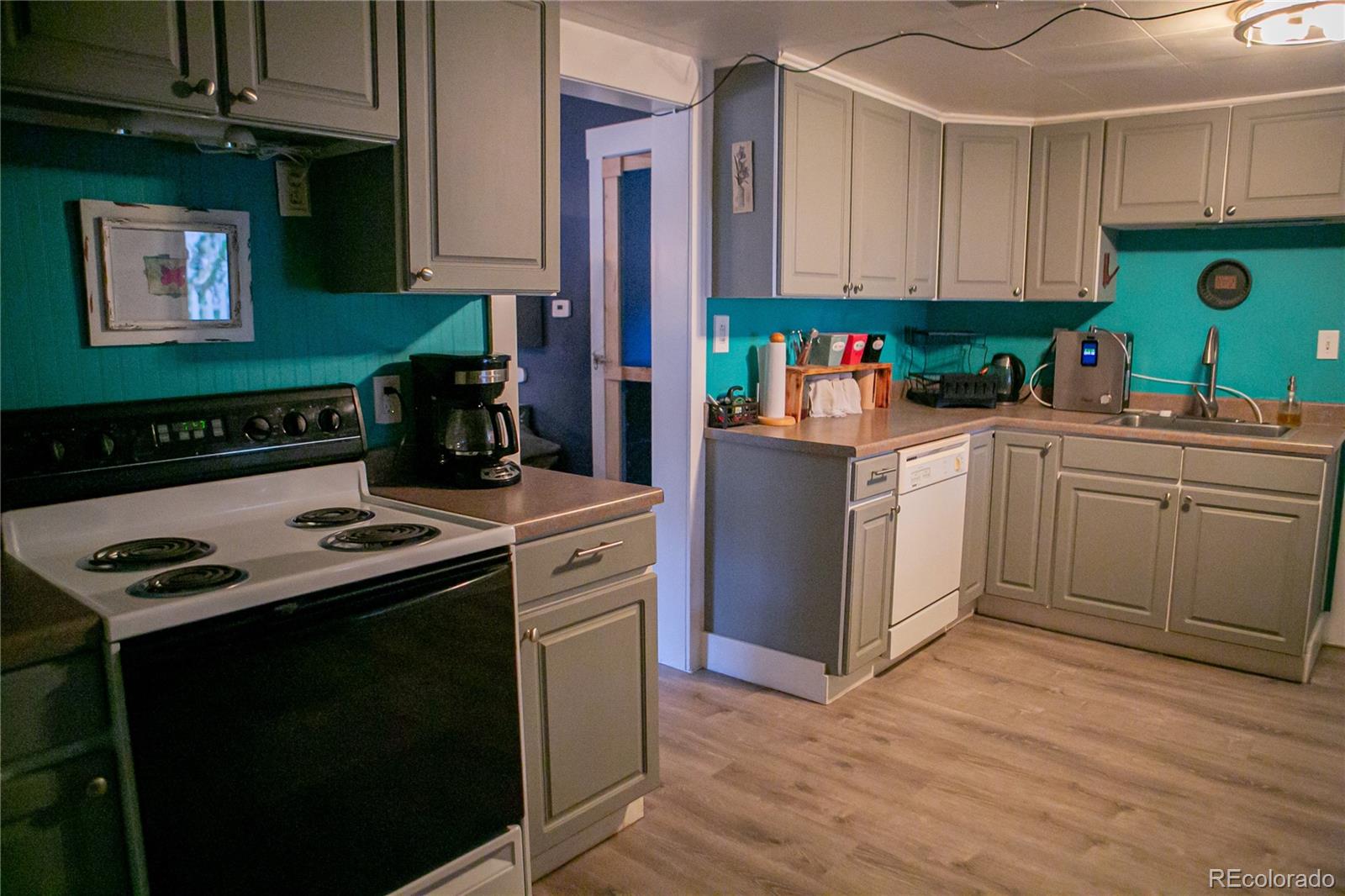 MLS Image #39 for 2528  eaton street,edgewater, Colorado