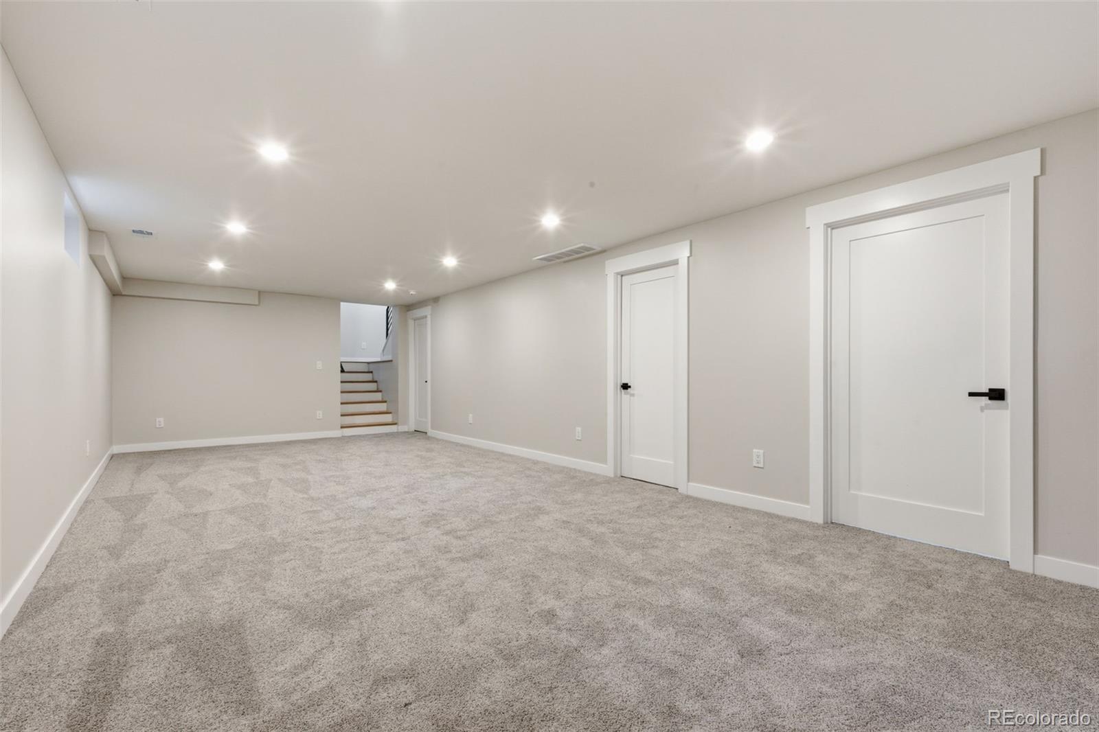 MLS Image #24 for 4495 w lakeridge road,denver, Colorado